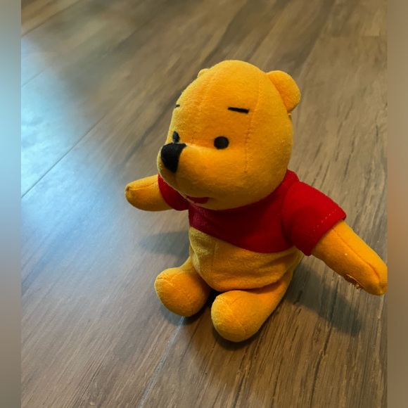 winnie the pooh plush small 5.5” bean bag suffed animal - Picture 9 of 11
